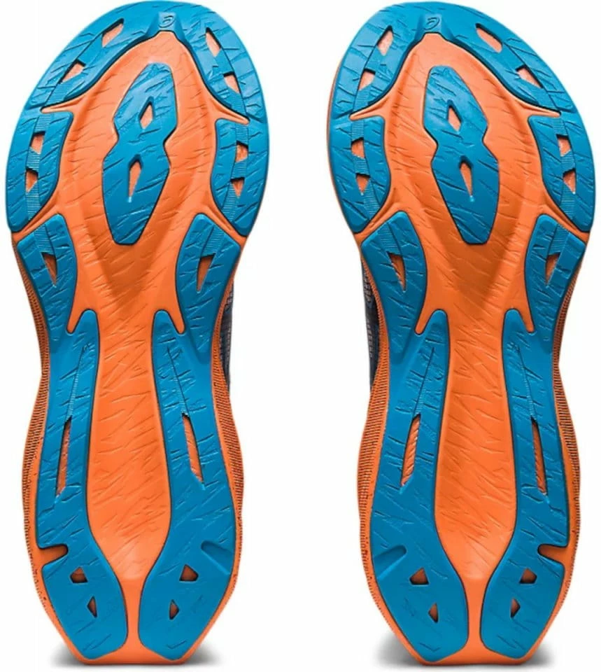 Running shoes Asics NOVABLAST 3 LE - Image 2